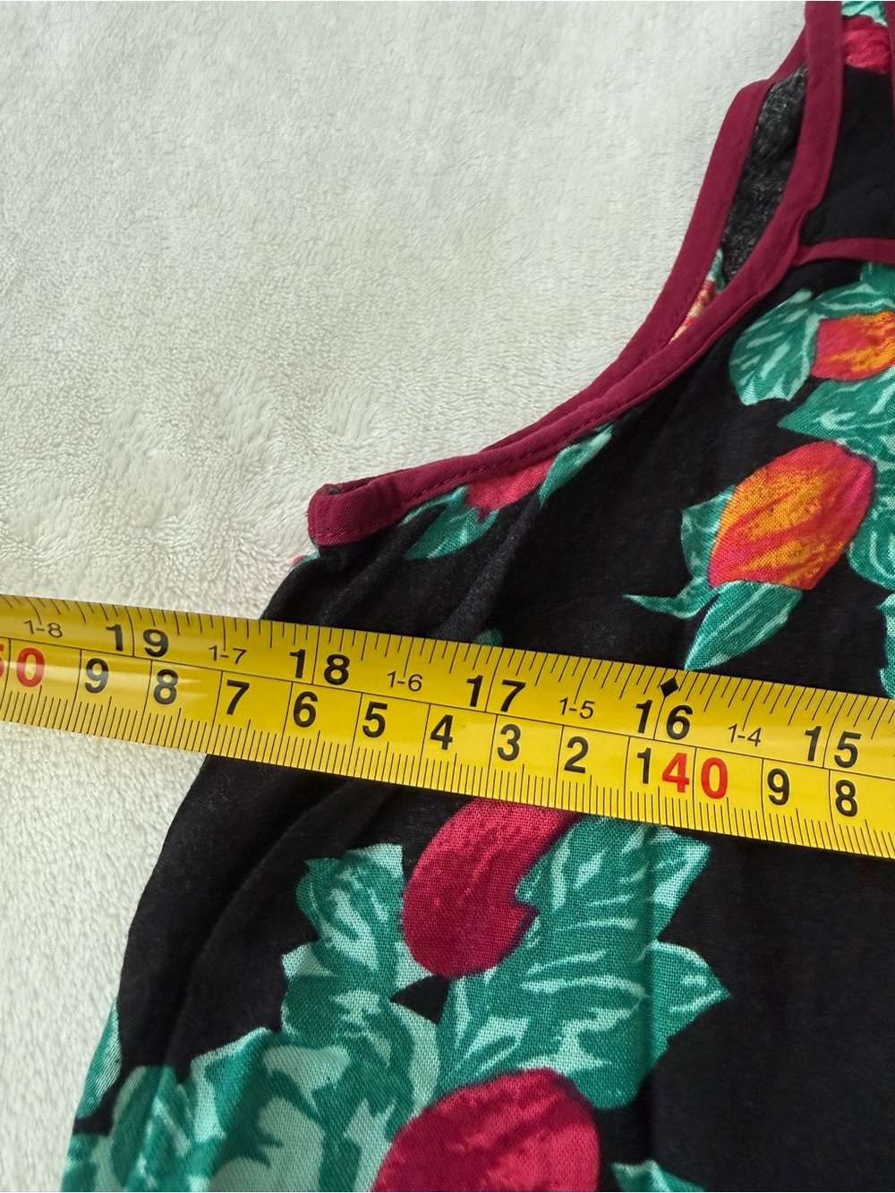 ModCloth Women's XL Black Floral Fruit Print Collared Sleeveless Top D96 - Picture 3 of 6